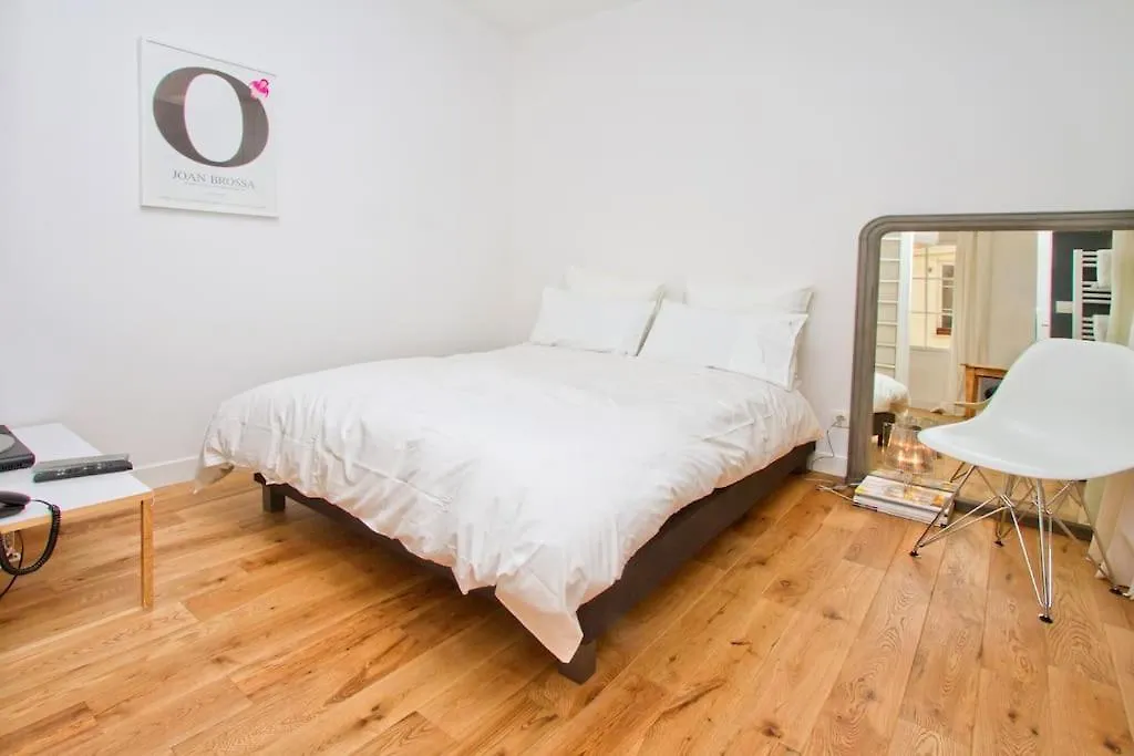 Apartment Paris Les Halles France
